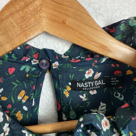 Nasty Gal Collection Flower About That Dress SZ 2 - Picture 6 of 13